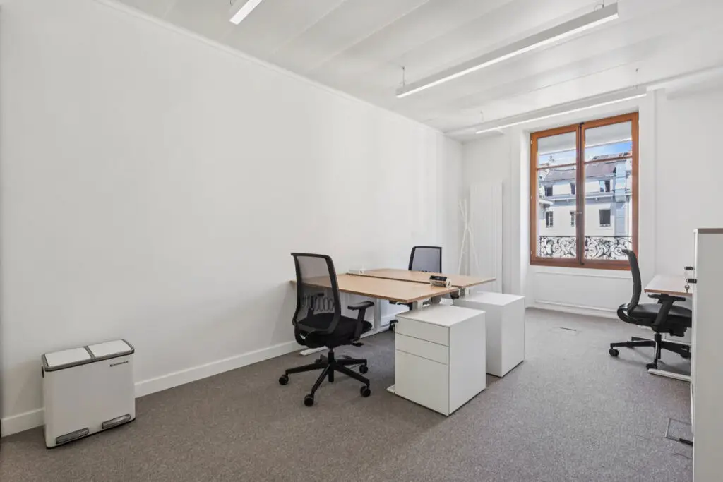 arquebuse-deux-tables-accolees